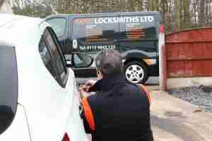 grantham car locksmith